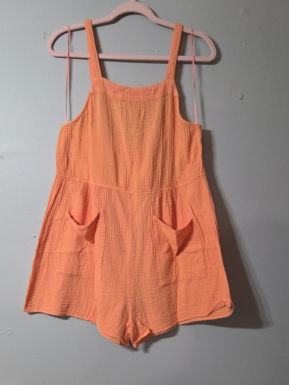 Lightweight Peach Gauze Romper with Front Pockets